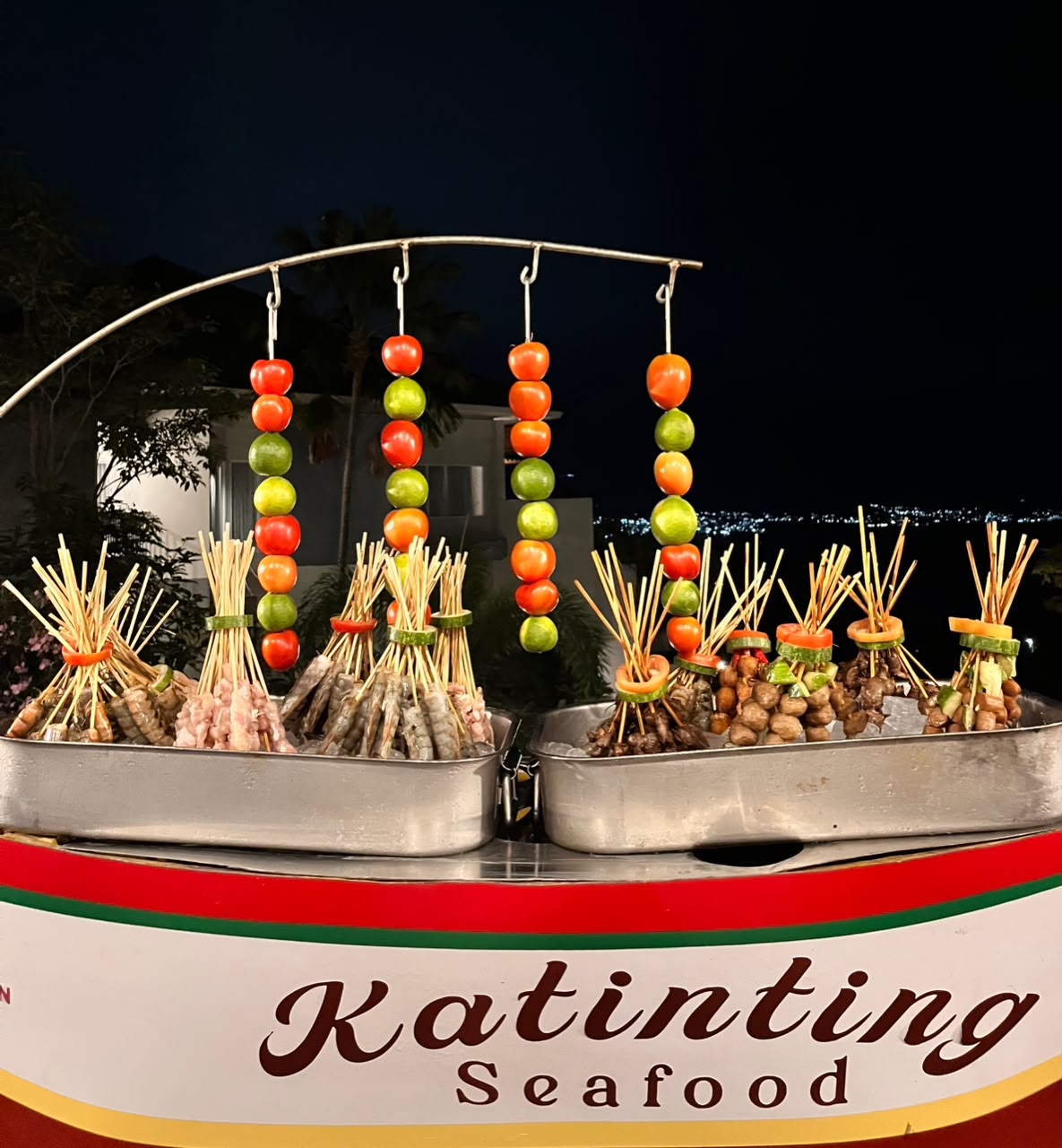 Swiss-Belinn Luwuk Hadirkan “Kampoeng Bara Rasa All You Can Eat”